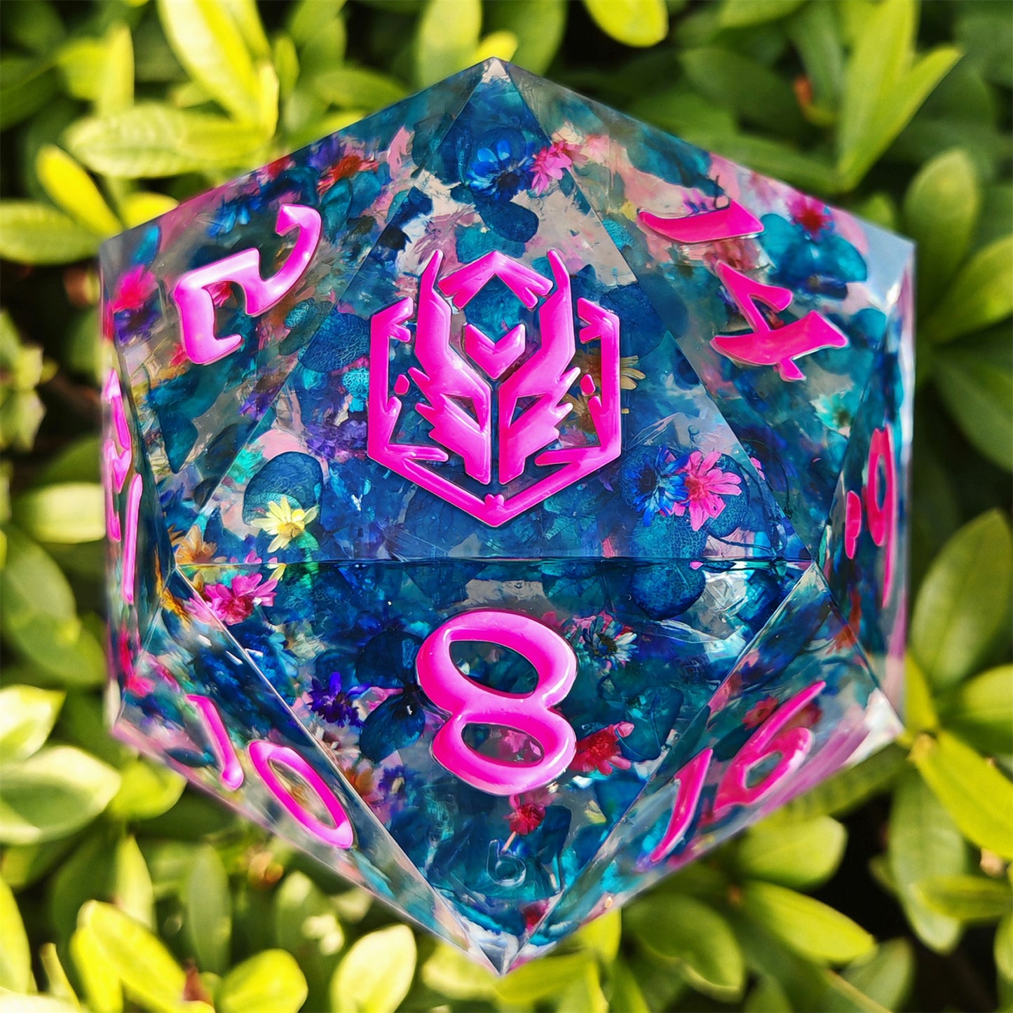 Captured Magic 100mm Chonk D20 - Vapor Wave